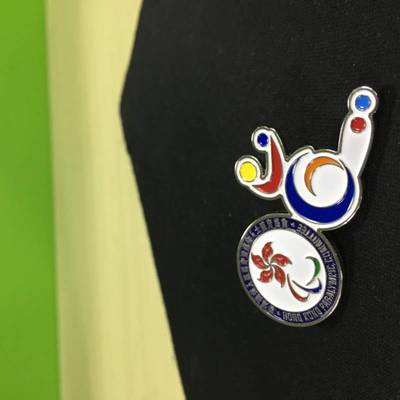 鞍山紀(jì)念章與商務(wù)禮品定制 企業(yè)形象策劃的藝術(shù)與工藝